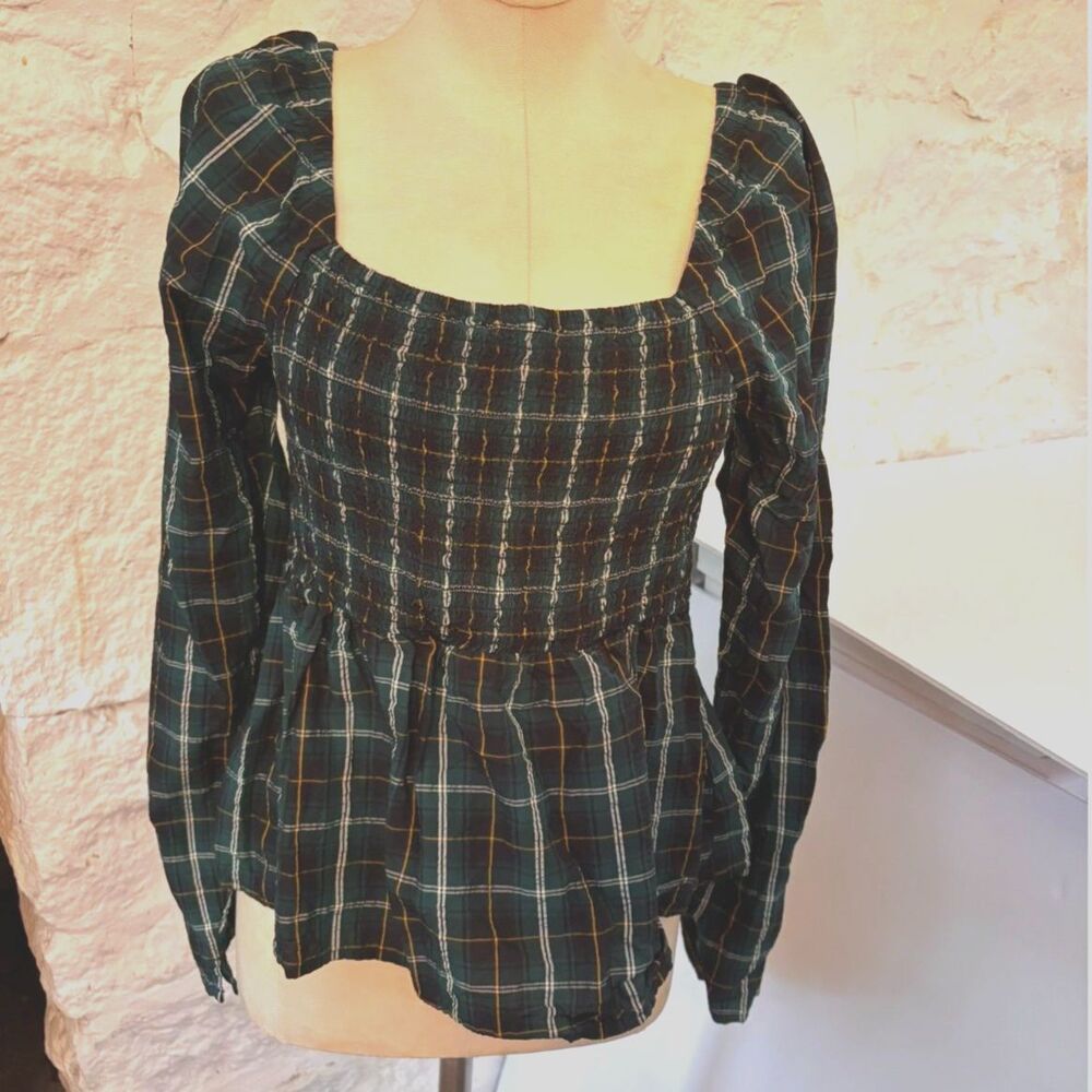 Old Navy Green Plaid Smocked Babydoll Top S Cutout Cottagecore Peasant Holiday